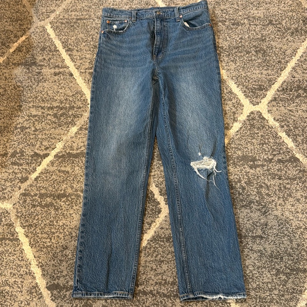 GAP straight leg women’s jeans